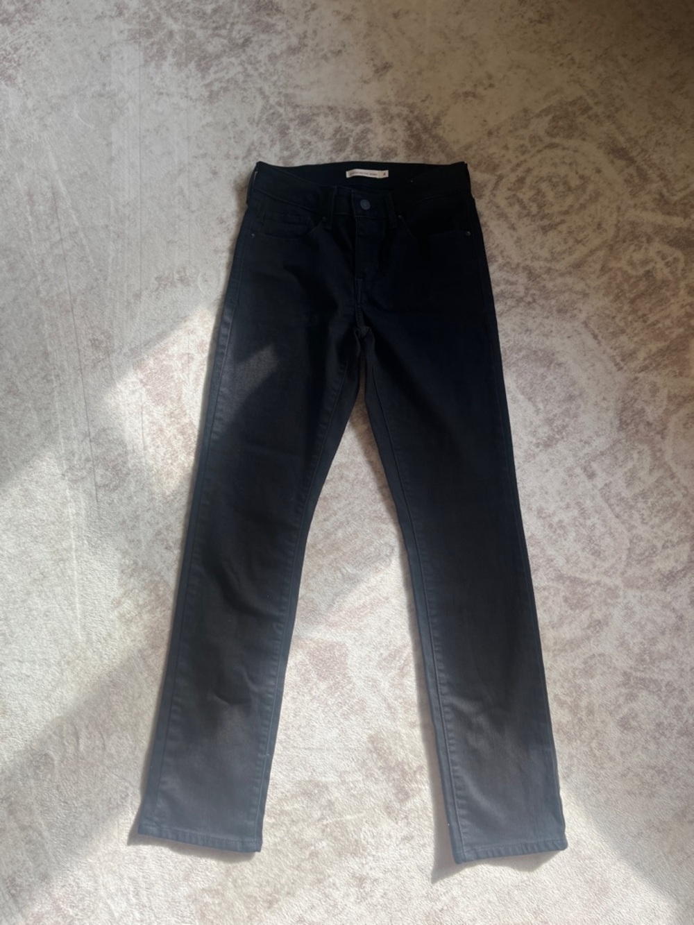 Women's Levi’s Black Skinny Jeans - Sleek Everyday Fit